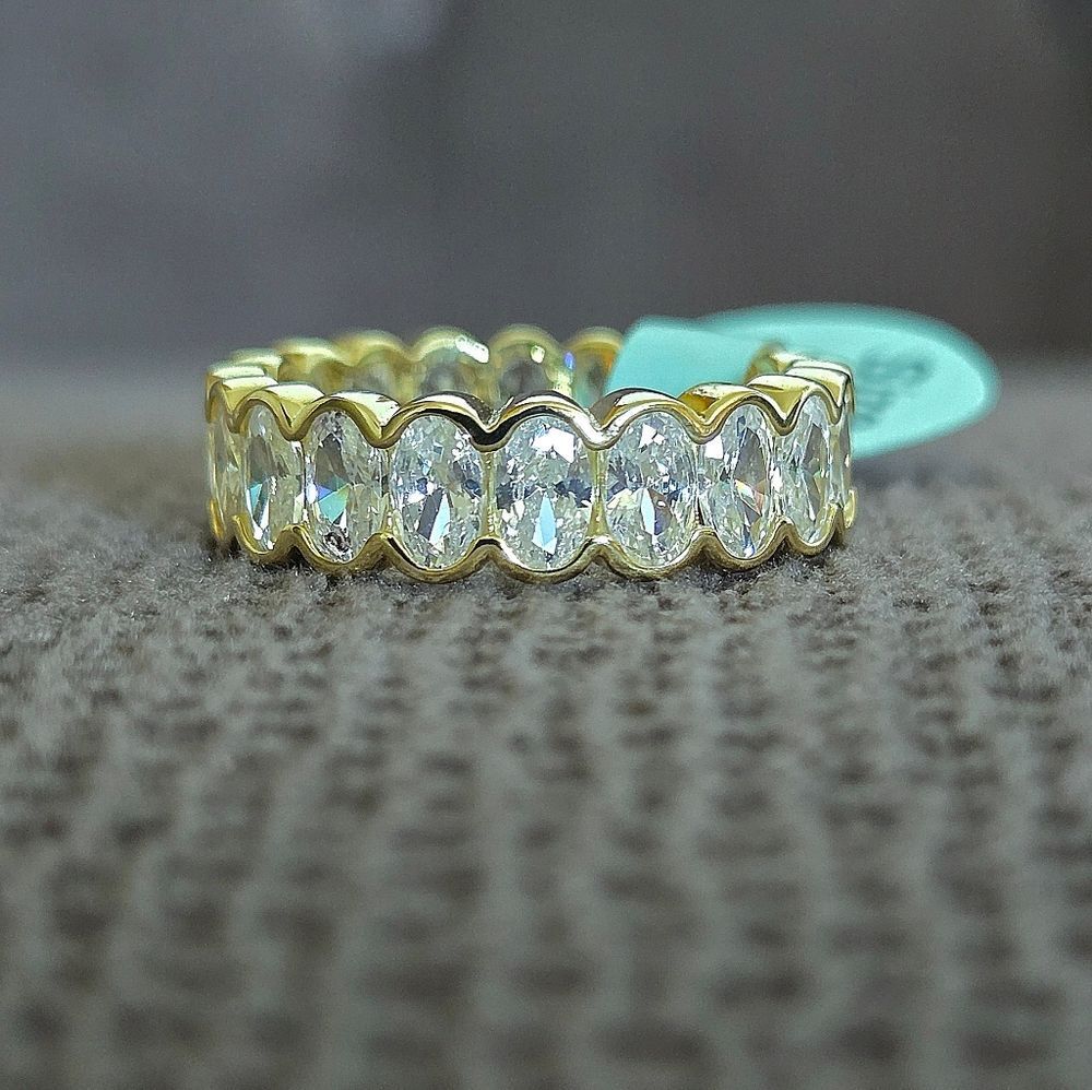 Eternity♾️ Ring💍 With Clear Baguette Crystals💎 - NWT - Picture 15 of 16